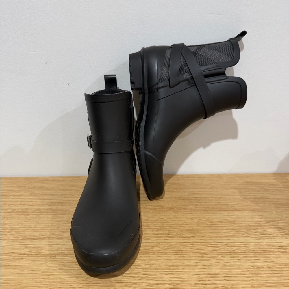 Burberry Black Ankle Boots with Check Detail - Picture 7 of 8